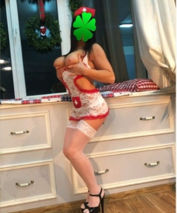 Горячая брюнетка с огненным характером и шикарной внешностью приглашает на незабываемое свидание! Не скучай один, приходи ко мне, и мы с тобой окунемся в мир страсти и наслаждения. Фото подтверждено! 5259, 27 лет